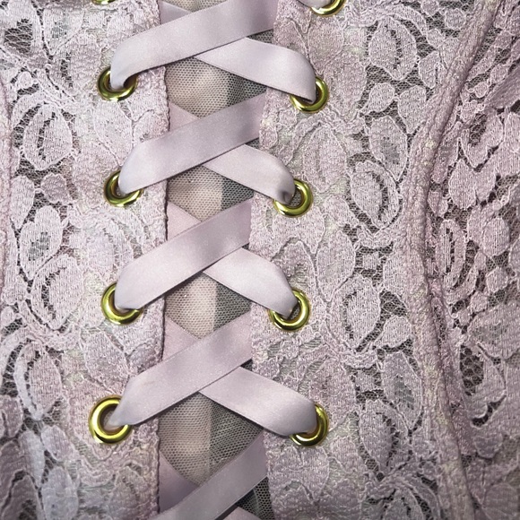 Victoria’s Secret pinkish lavender corset top - Picture 3 of 3